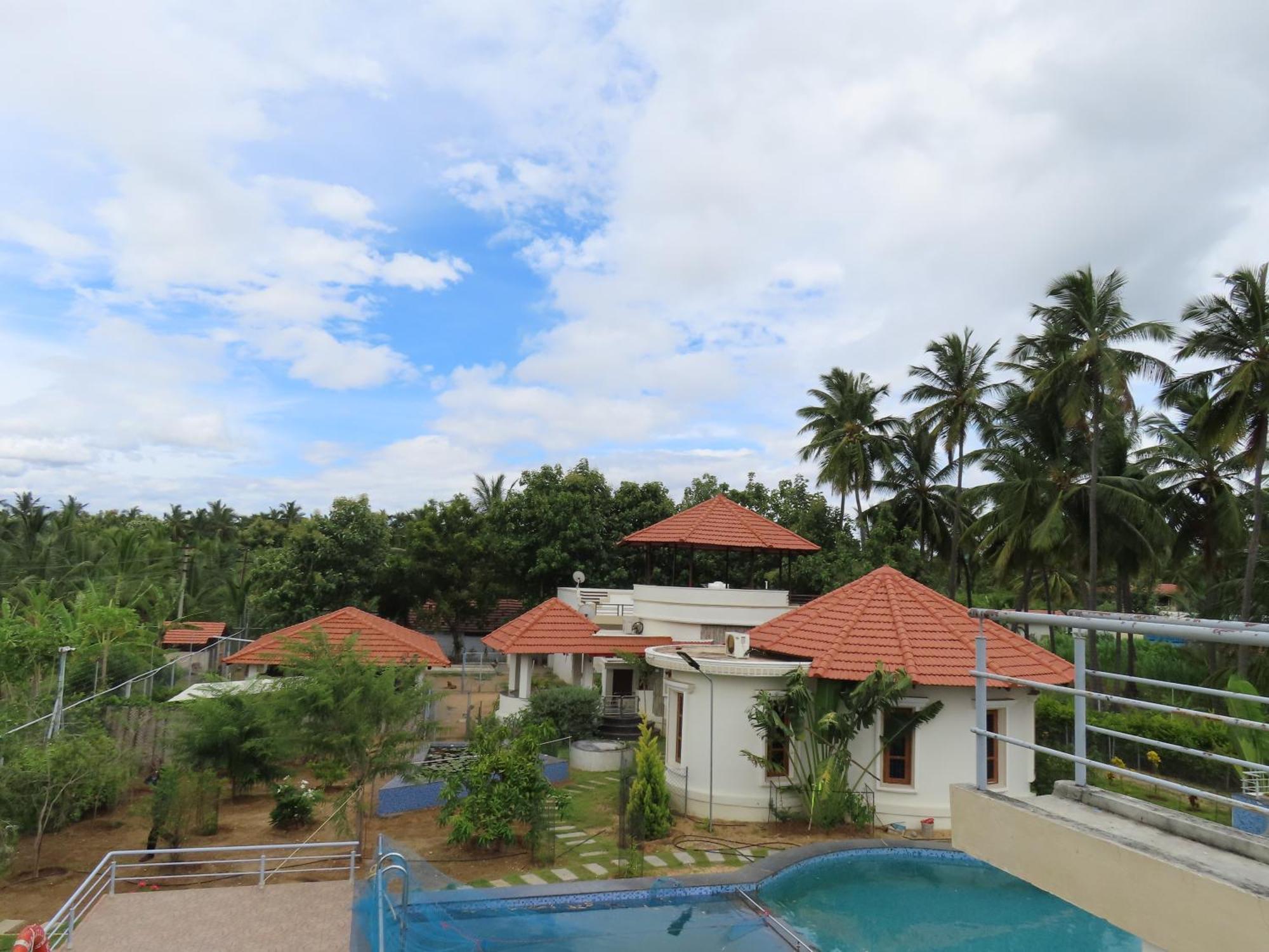 Misty Hills Retreat Hotel Coimbatore Exterior photo